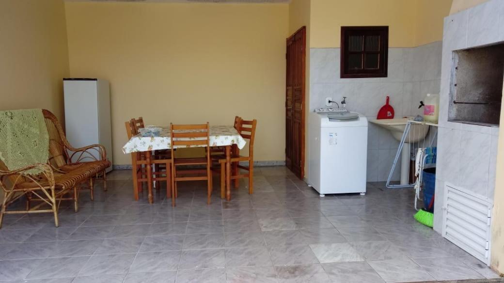 Casa Guaratuba Espacosa E Confortavel Eksteriør bilde